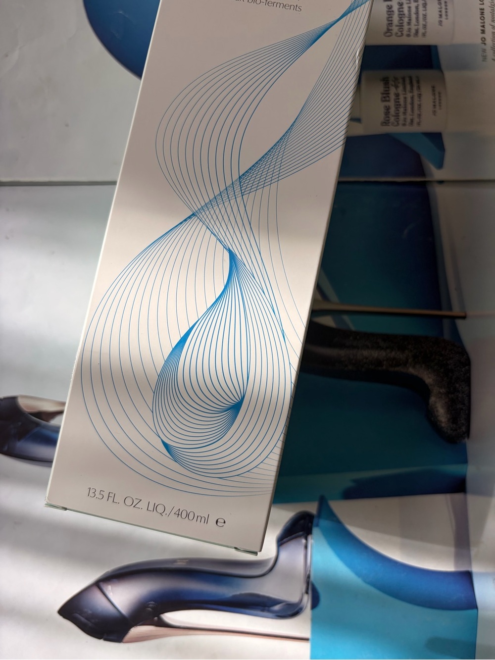 Estee Lauder Micro Essence full size!  (13.5 oz/ 400ml ) ! New 2025